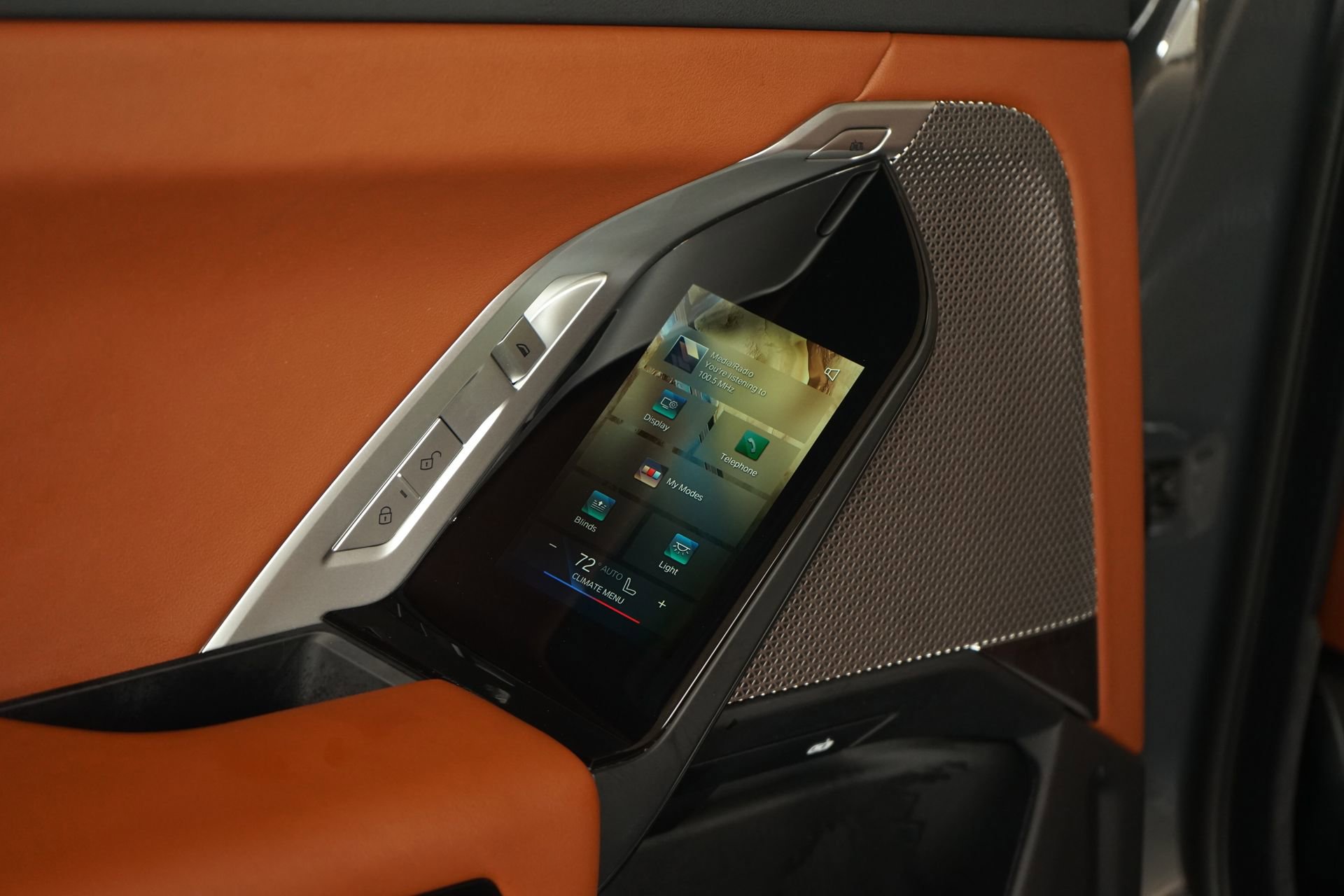 Used 2024 BMW 760i xDrive w/ Executive Package image 24