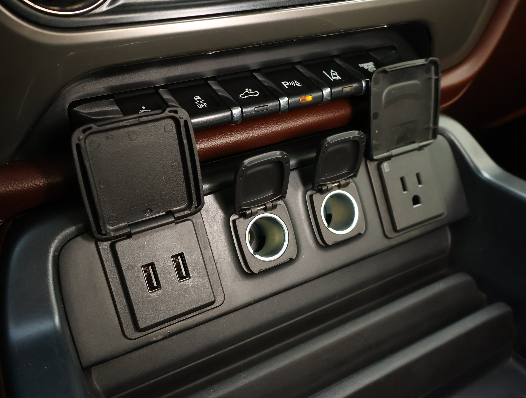 Used 2016 Chevrolet Silverado 2500 High Country w/ Duramax Plus Package image 20