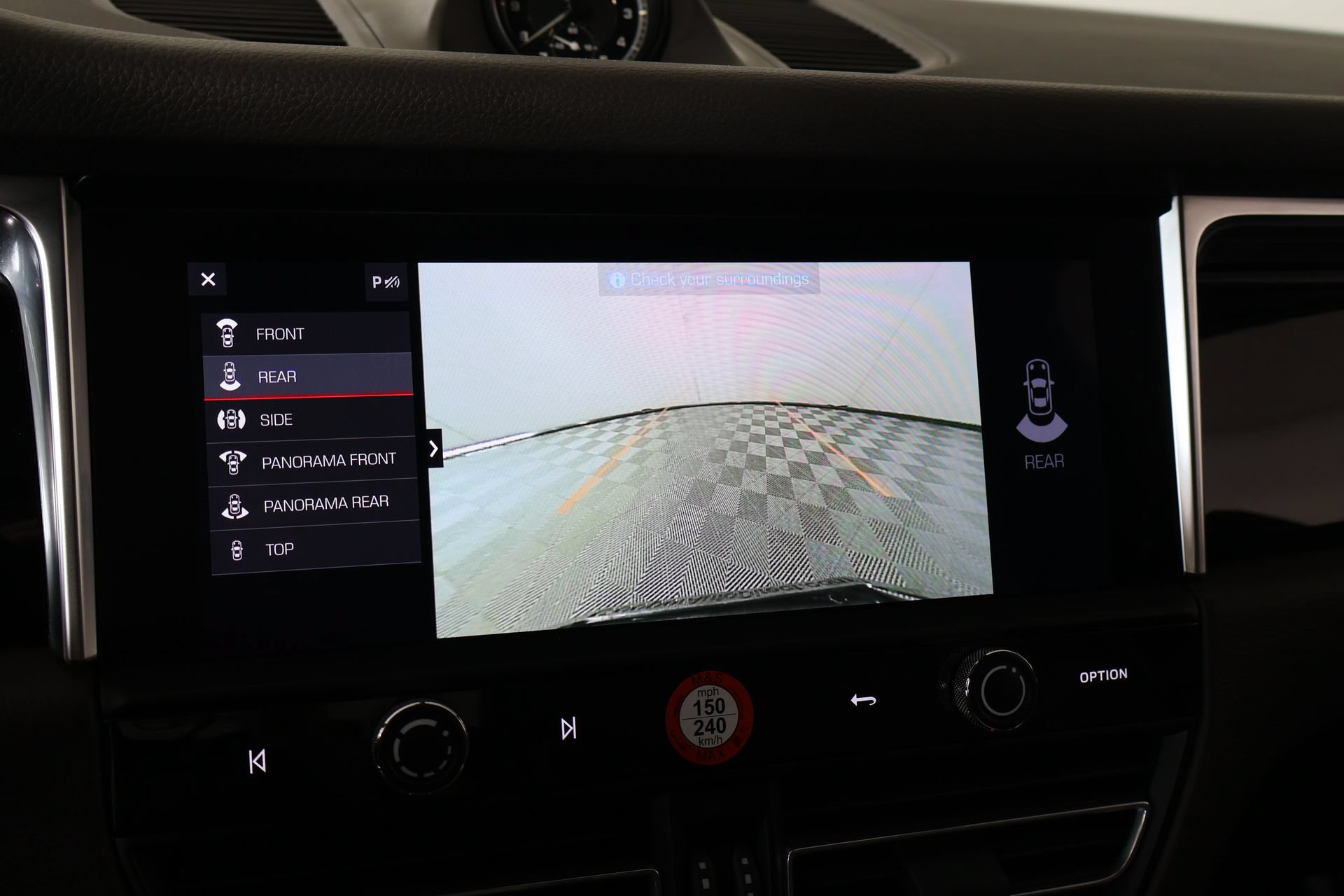 Used 2023 Porsche Macan S AWD/4WD image 6