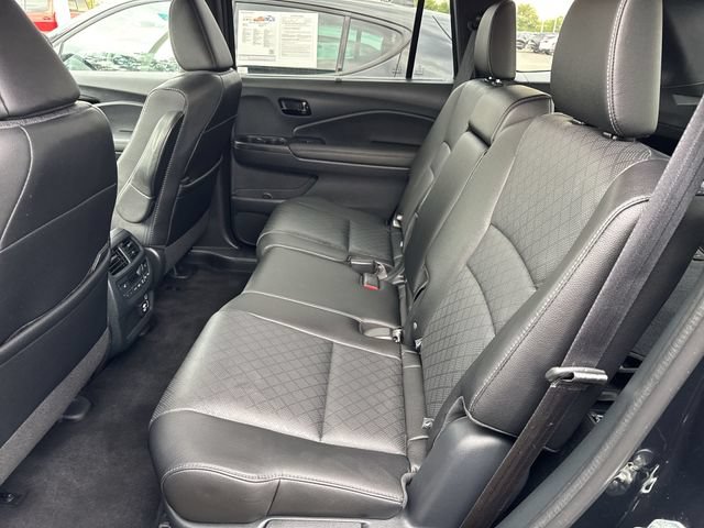 Used 2023 Honda Passport Elite image 13