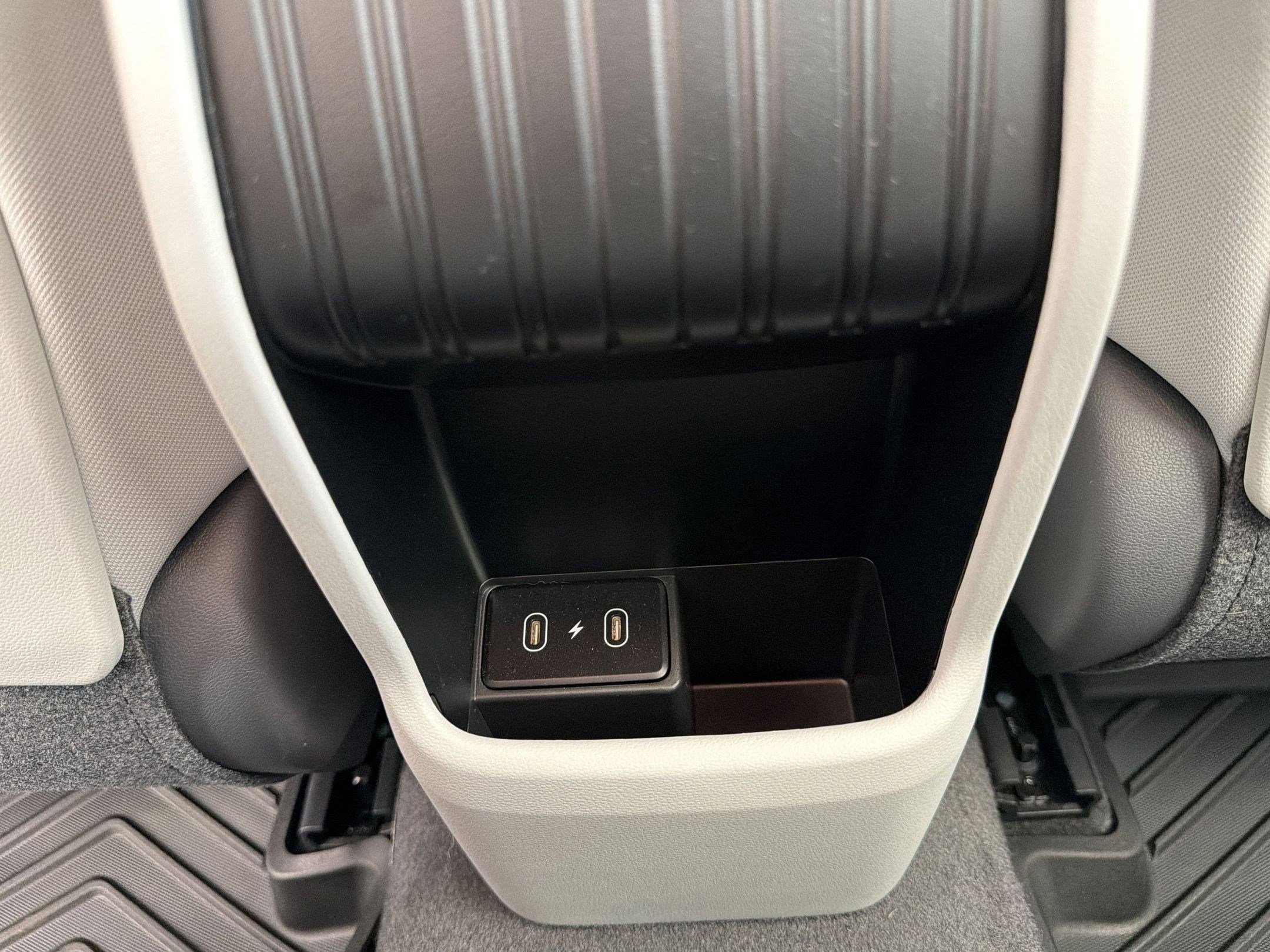 Used 2026 Hyundai Kona SE image 31