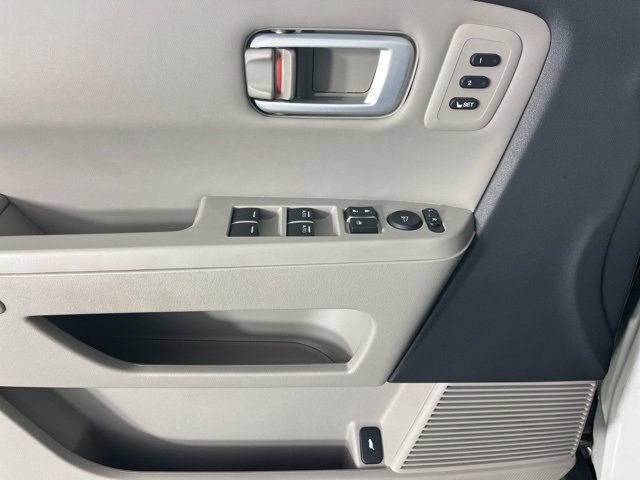 Used 2012 Honda Pilot Touring image 28