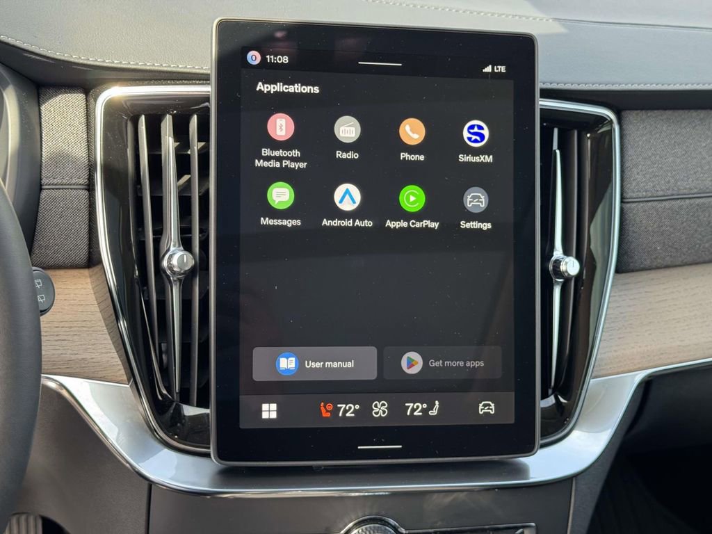 Certified 2026 Volvo XC90 B5 Plus w/ Protection Package image 4