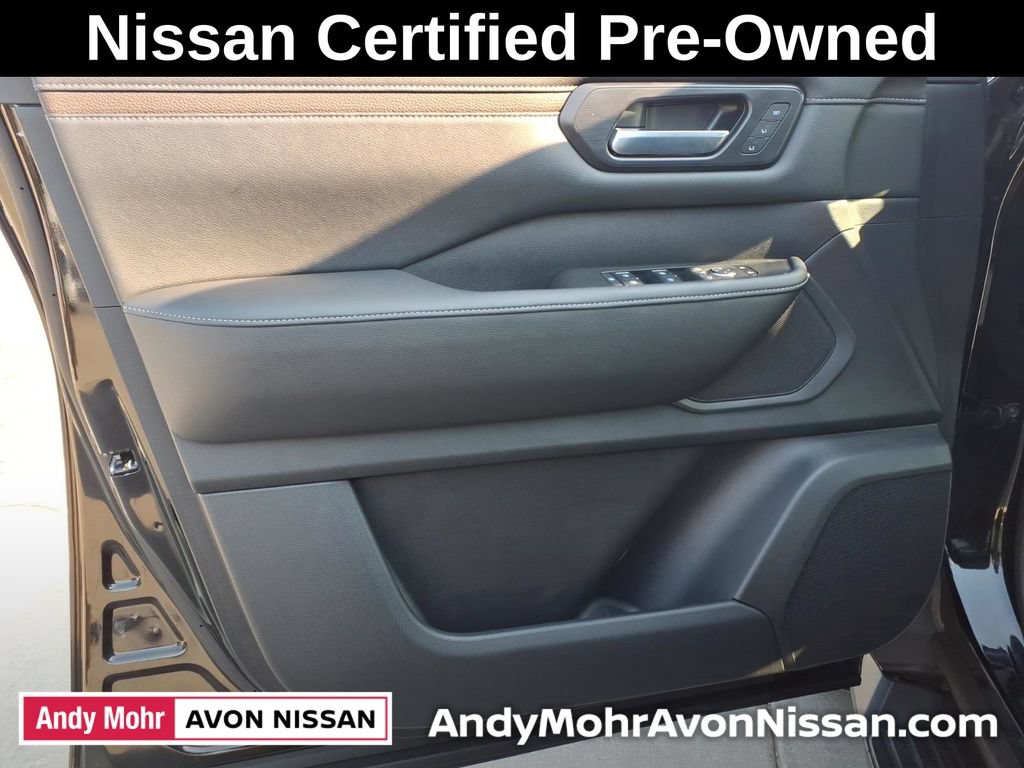Certified 2026 Nissan Armada SL w/ Captain's Chari Seat Package AWD/4WD image 12