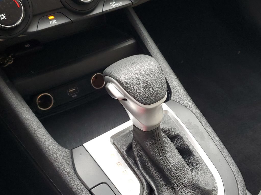 Used 2022 Kia Forte LXS FWD image 30