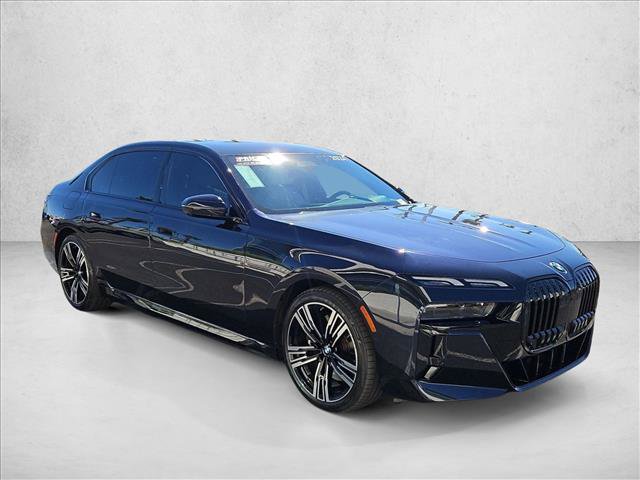 Certified 2024 BMW i7 xDrive60 AWD/4WD image 3