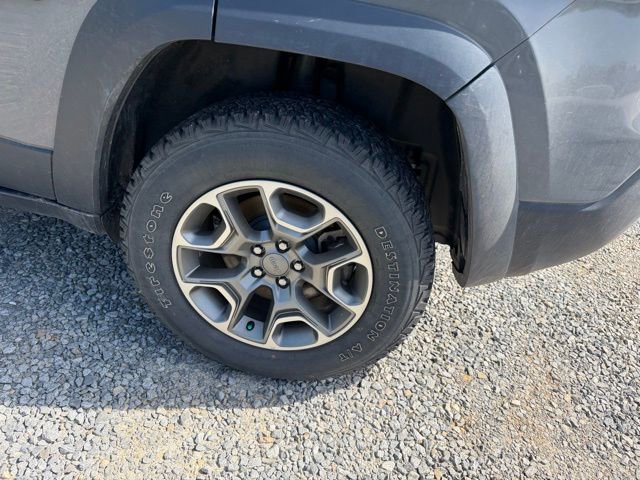 Used 2022 Jeep Cherokee Trailhawk AWD/4WD image 6