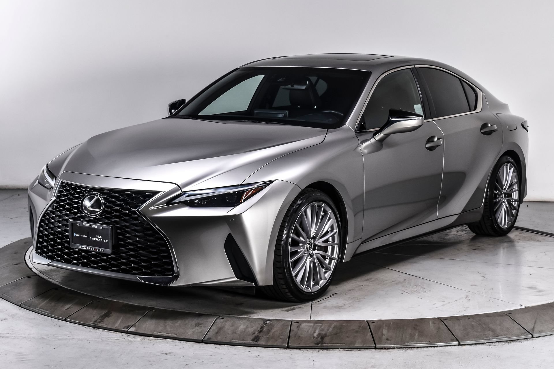 Used 2023 Lexus IS 300 w/ Premium Package RWD image 2