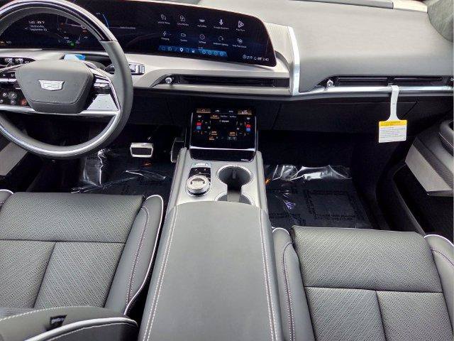 New 2027 Cadillac Vistiq Platinum AWD/4WD image 19
