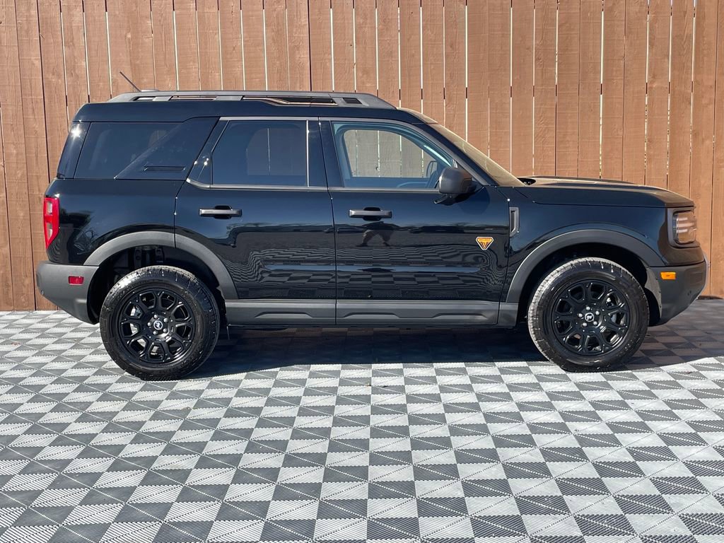 Used 2025 Ford Bronco Sport Badlands image 8