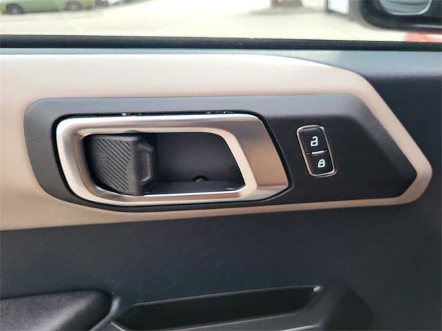 Used 2024 Ford Bronco Wildtrak image 12