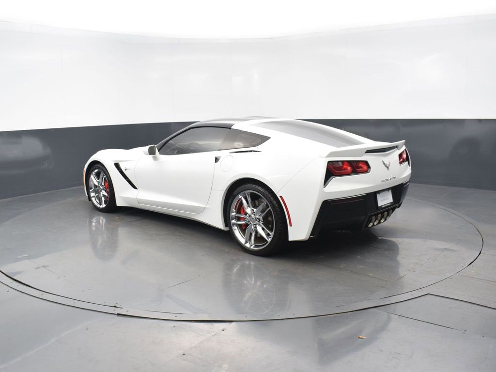 Used 2017 Chevrolet Corvette Stingray Coupe image 4