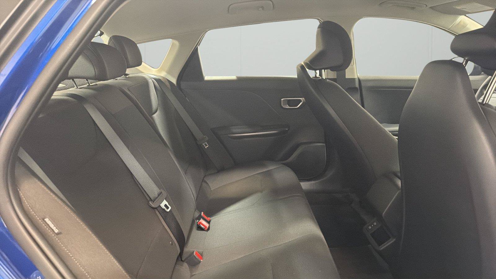 New 2026 Kia K4 FWD image 13