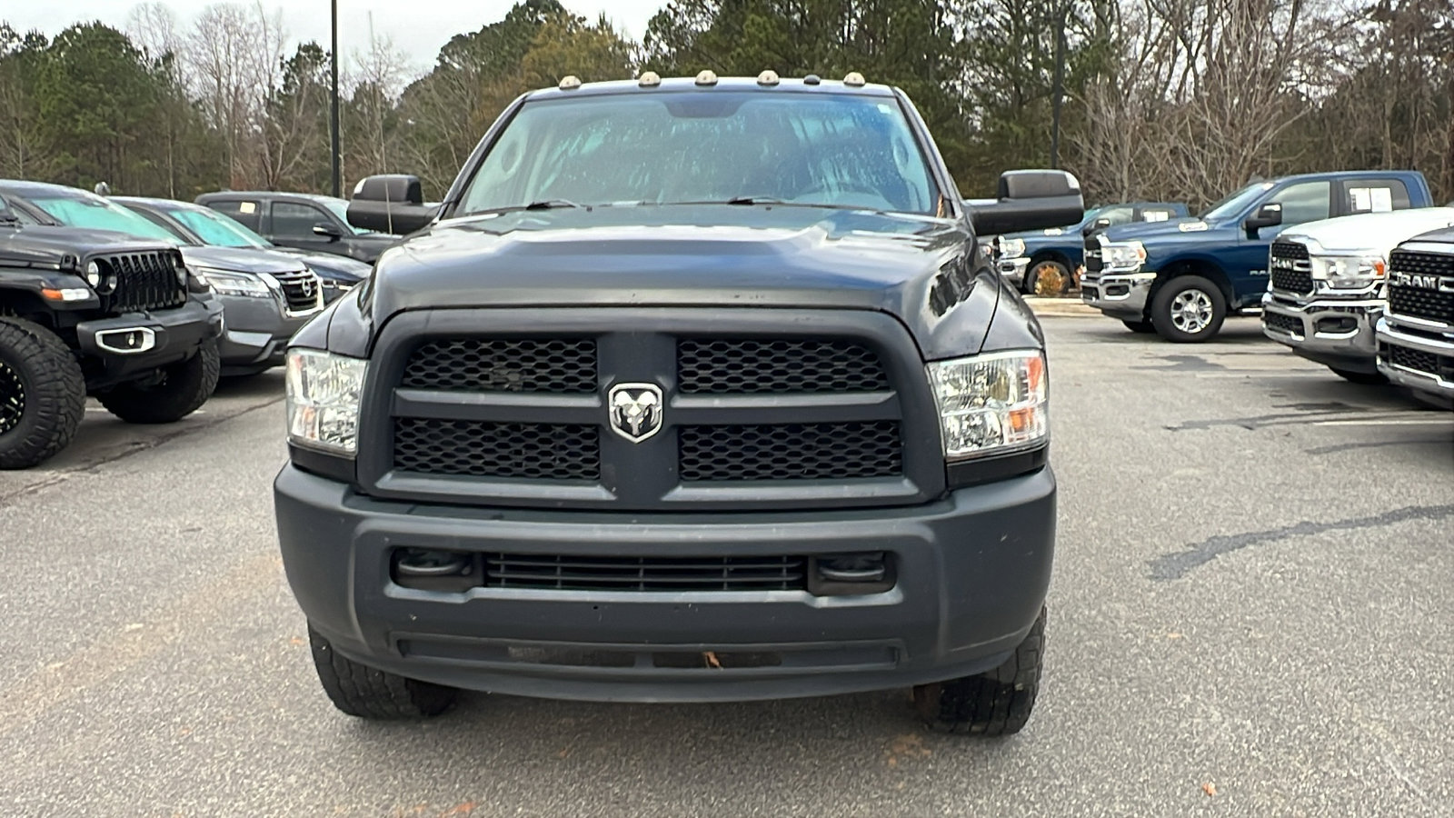 Used 2017 RAM 2500 Tradesman image 3