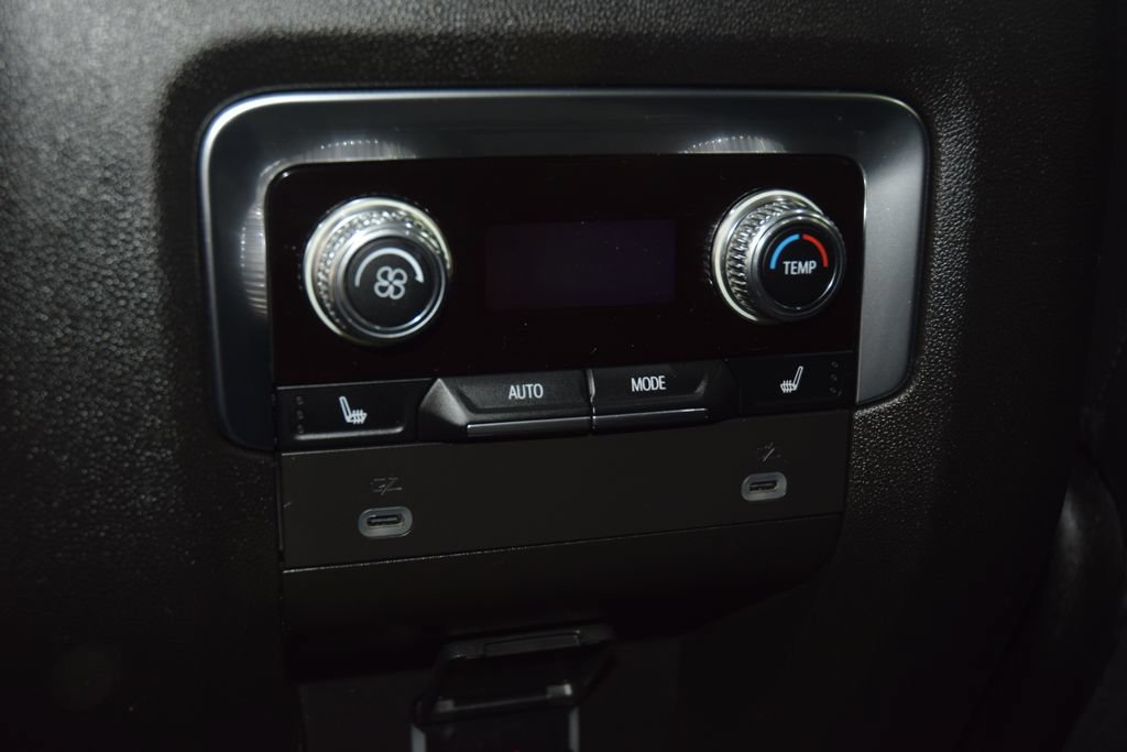 Used 2023 GMC Yukon XL Denali w/ LPO, Floor Liner Package AWD/4WD image 46
