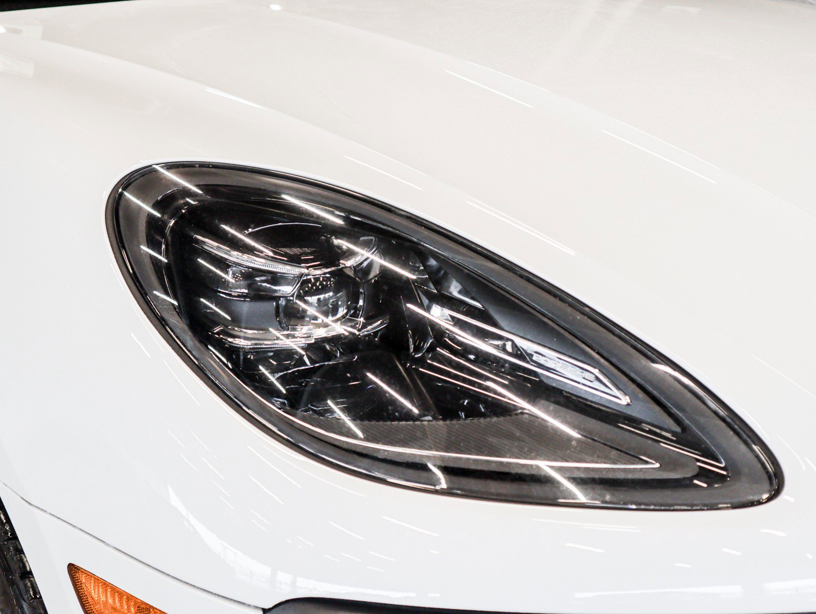 Certified 2022 Porsche Macan image 26