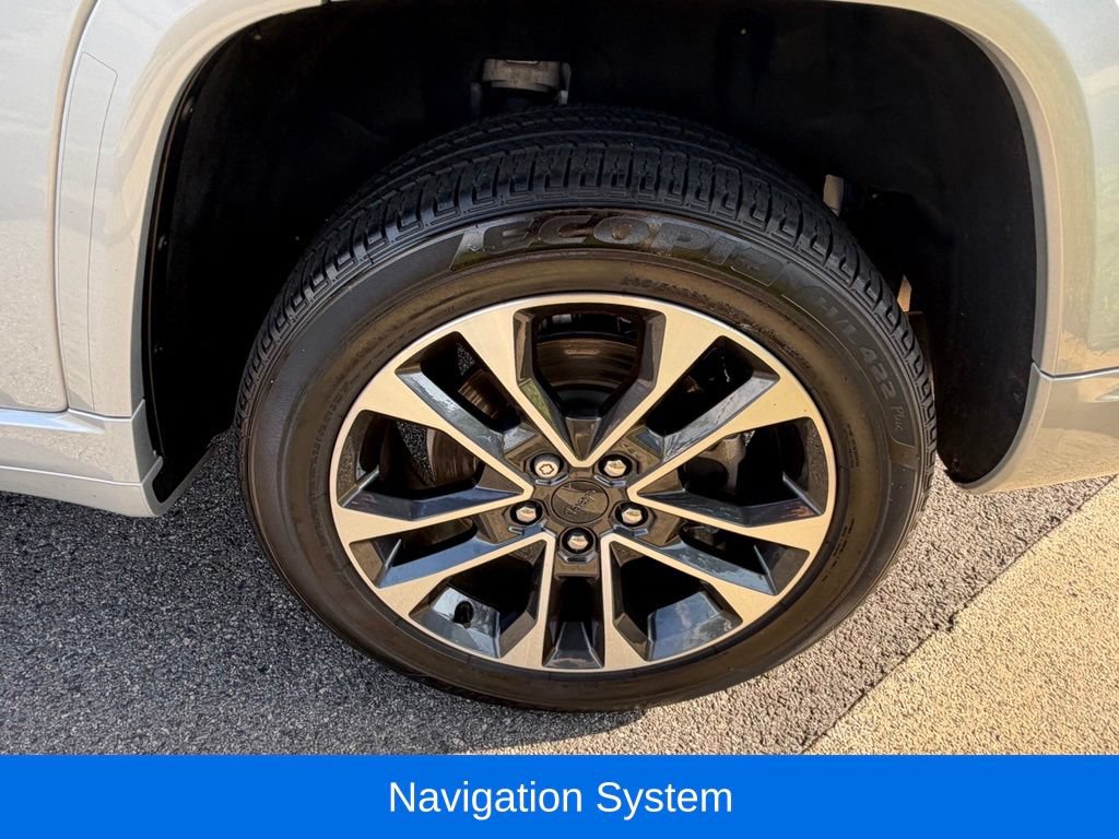 Certified 2021 Jeep Grand Cherokee L Overland w/ Luxury Tech Group IV AWD/4WD image 14