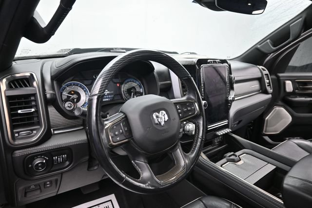Used 2020 RAM 1500 Limited w/ Black Appearance Package AWD/4WD image 13