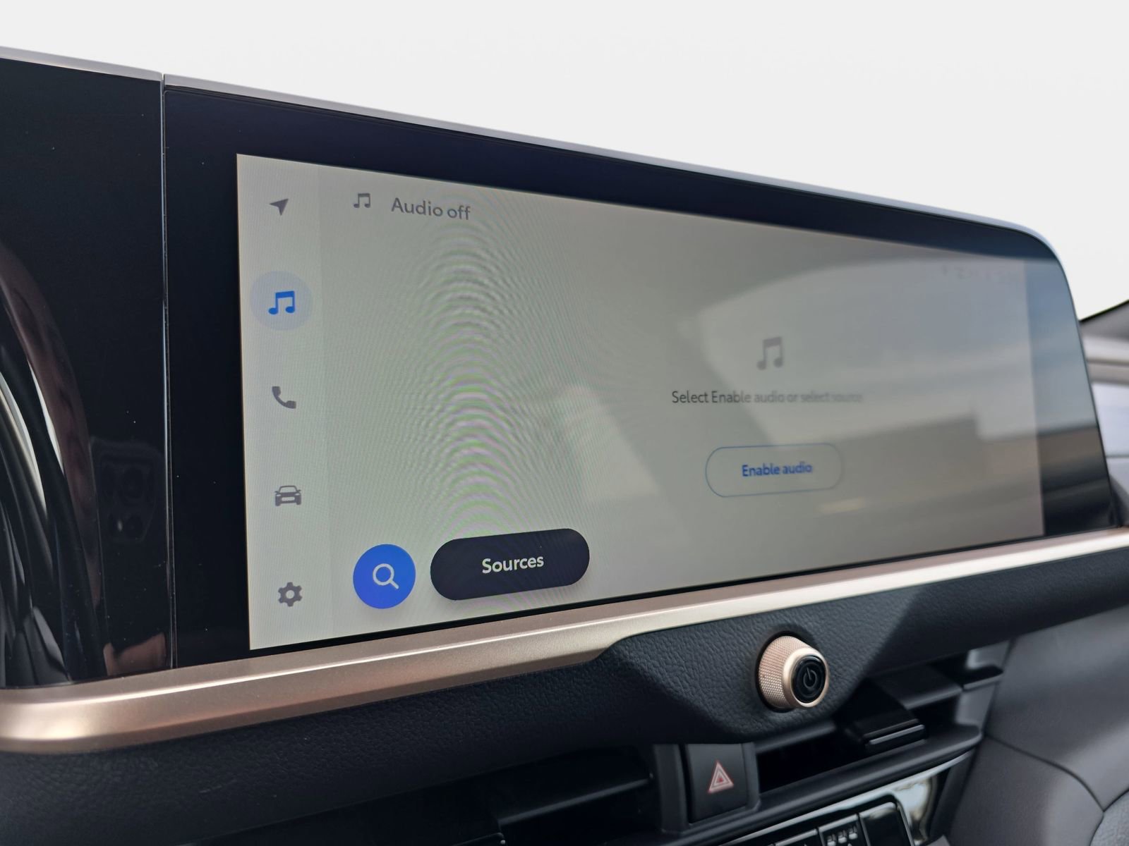 Used 2023 Toyota Crown XLE image 21