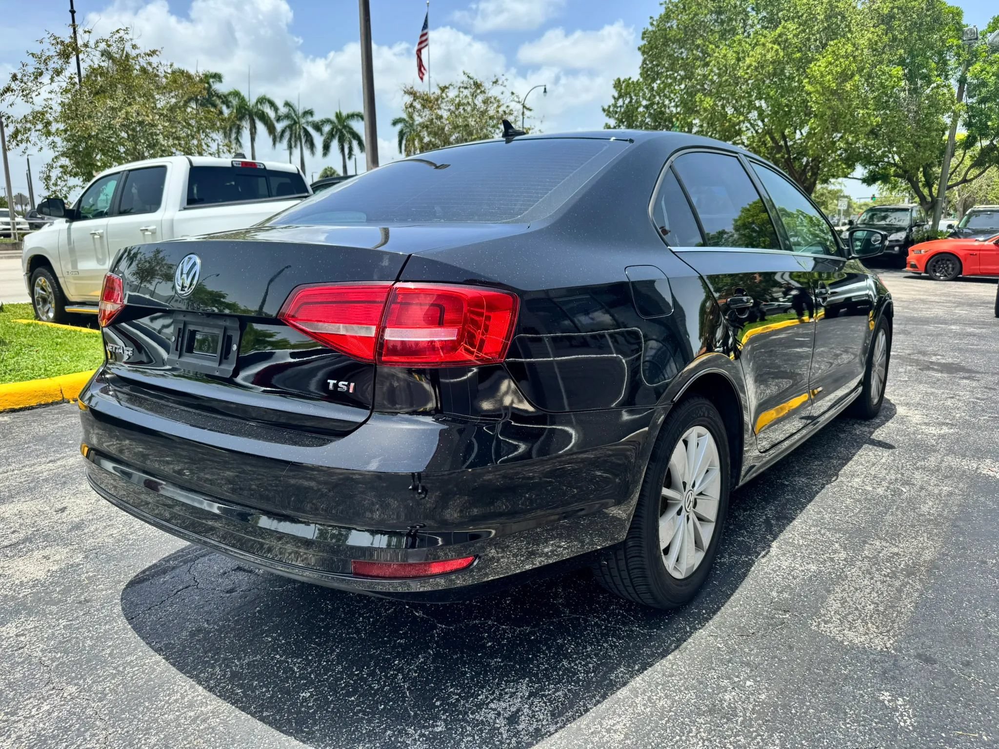 Used 2015 Volkswagen Jetta Sport FWD image 5