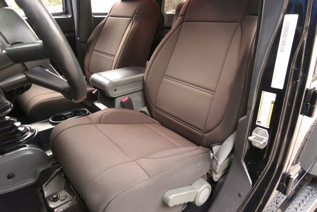 Used 2010 Jeep Wrangler Unlimited Sport image 14