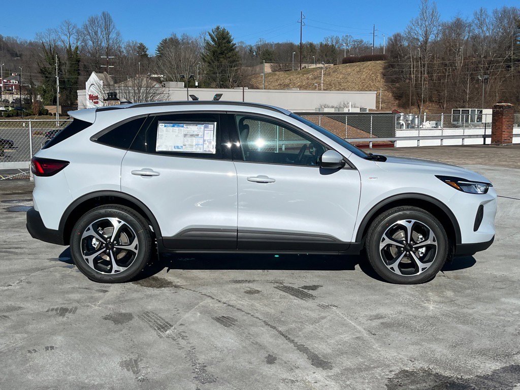 New 2026 Ford Escape ST-Line Select w/ Equipment Group 401A image 2