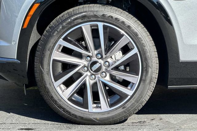New 2026 Cadillac Vistiq Sport w/ LPO, Floor Liner Package image 26