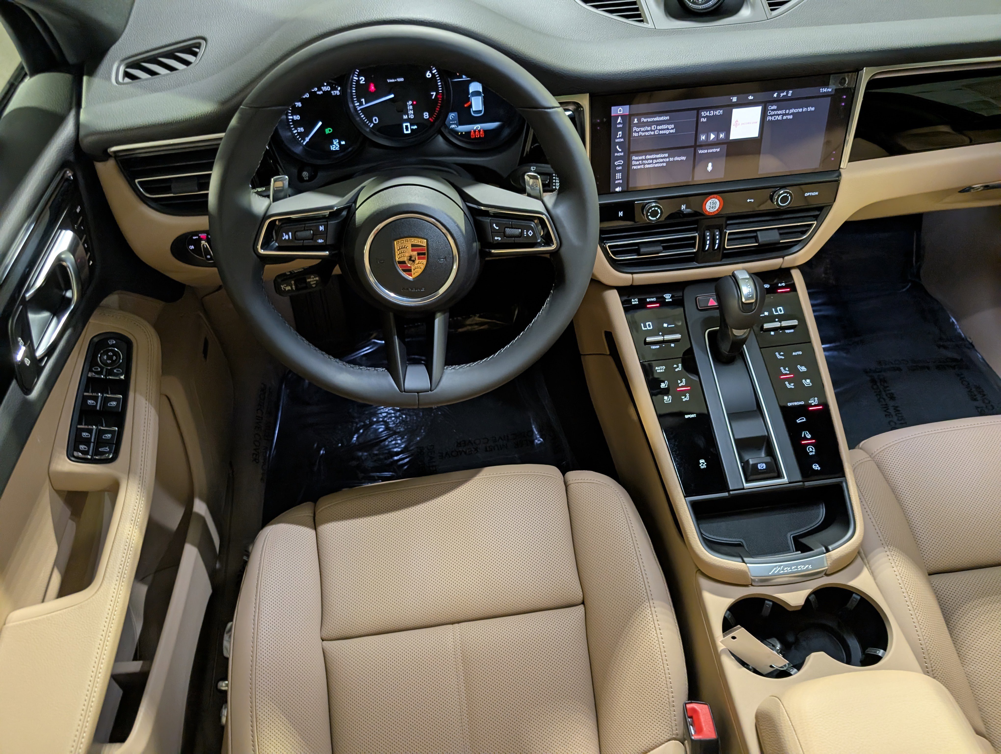 New 2026 Porsche Macan AWD/4WD image 6