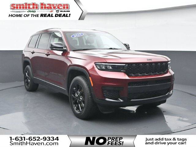 Certified 2025 Jeep Grand Cherokee L Altitude AWD/4WD image 1