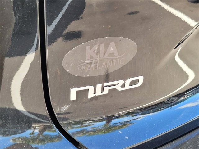New 2025 Kia Niro EX Touring FWD image 10