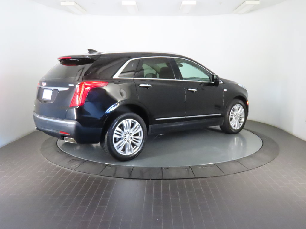 Used 2018 Cadillac XT5 Premium Luxury AWD/4WD image 7