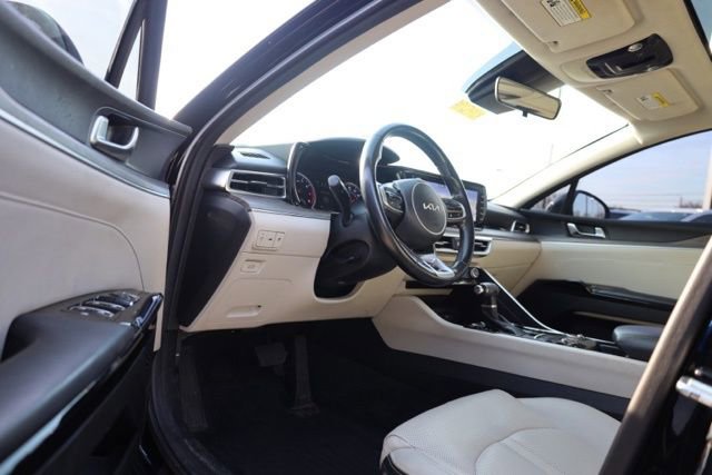 Used 2022 Kia K5 EX image 16
