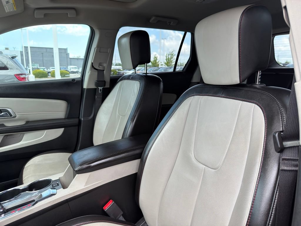 Used 2017 GMC Terrain SLT w/ Sun And Destination Package AWD/4WD image 12