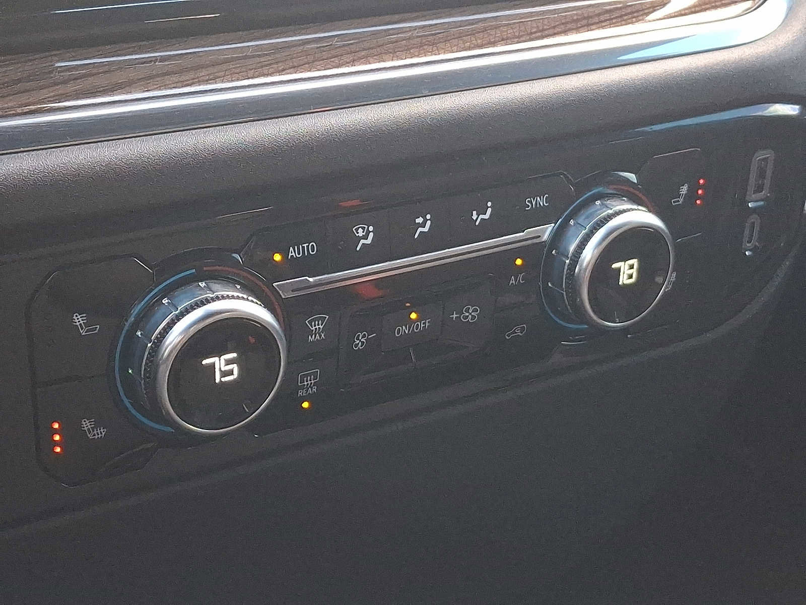 Certified 2024 GMC Sierra 1500 Elevation AWD/4WD image 17