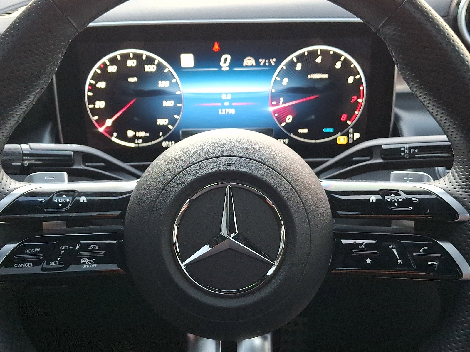 Used 2024 Mercedes-Benz GLC 300 4MATIC image 20