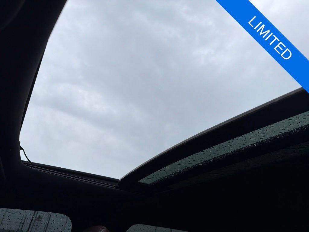 Used 2022 Ford Expedition Limited AWD/4WD image 20