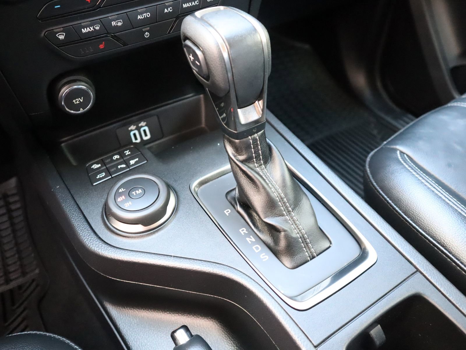 Used 2019 Ford Ranger Lariat w/ Equipment Group 501A Mid AWD/4WD image 39