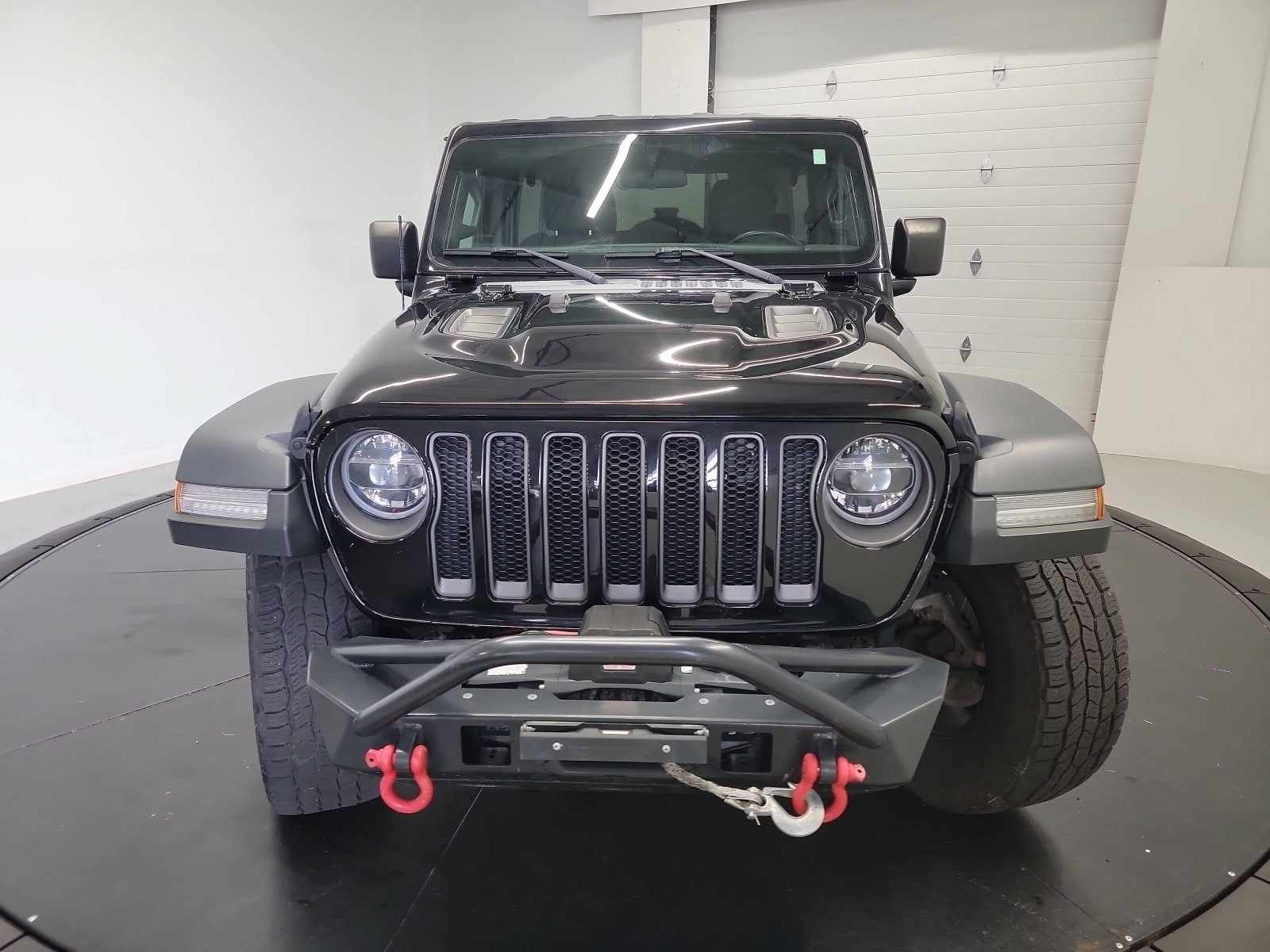 Used 2021 Jeep Wrangler Unlimited Rubicon w/ LED Lighting Group AWD/4WD image 2