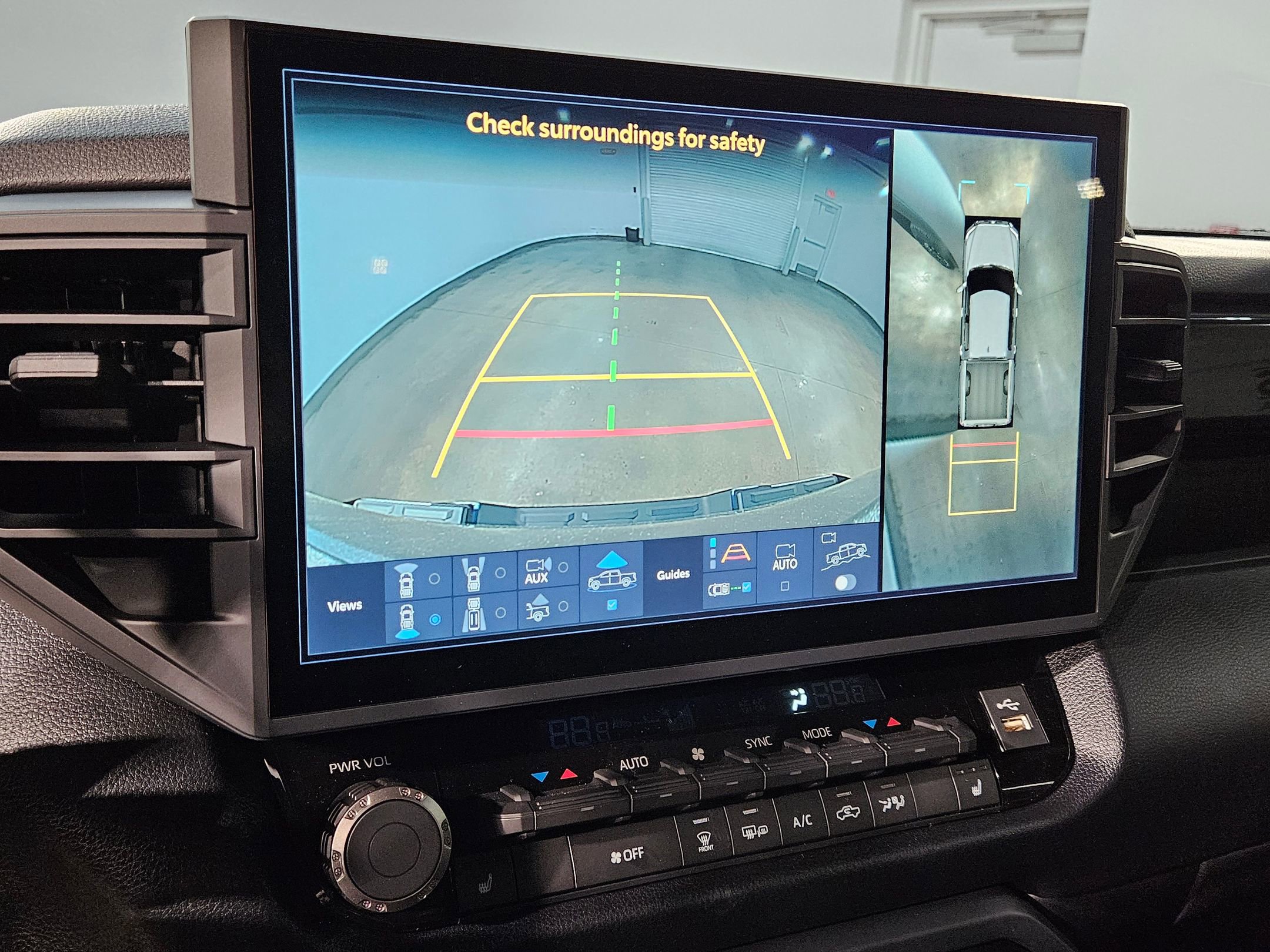 New 2026 Toyota Tundra SR5 image 17