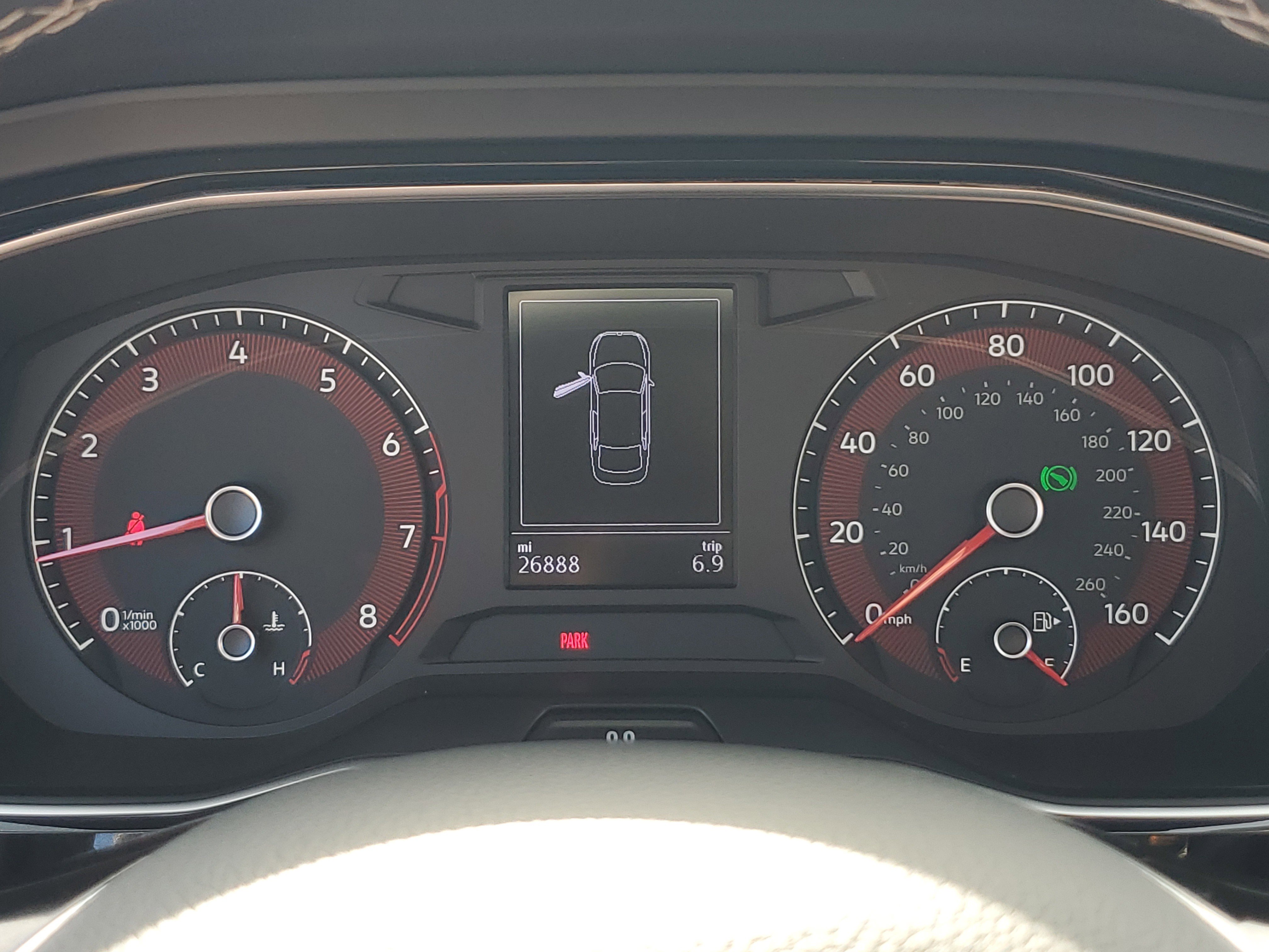 Certified 2021 Volkswagen Jetta SE image 30