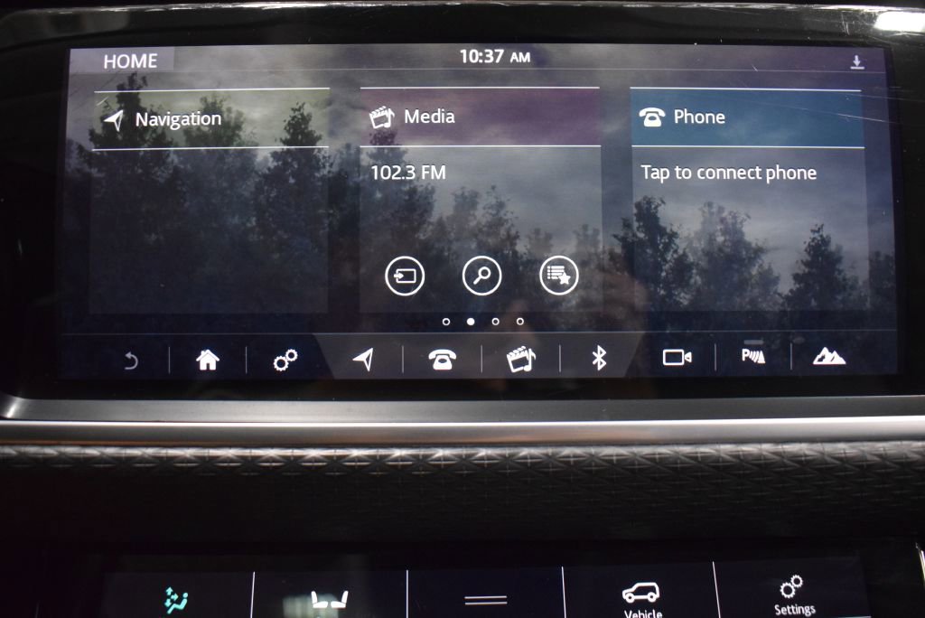 Used 2019 Land Rover Range Rover Velar S image 25