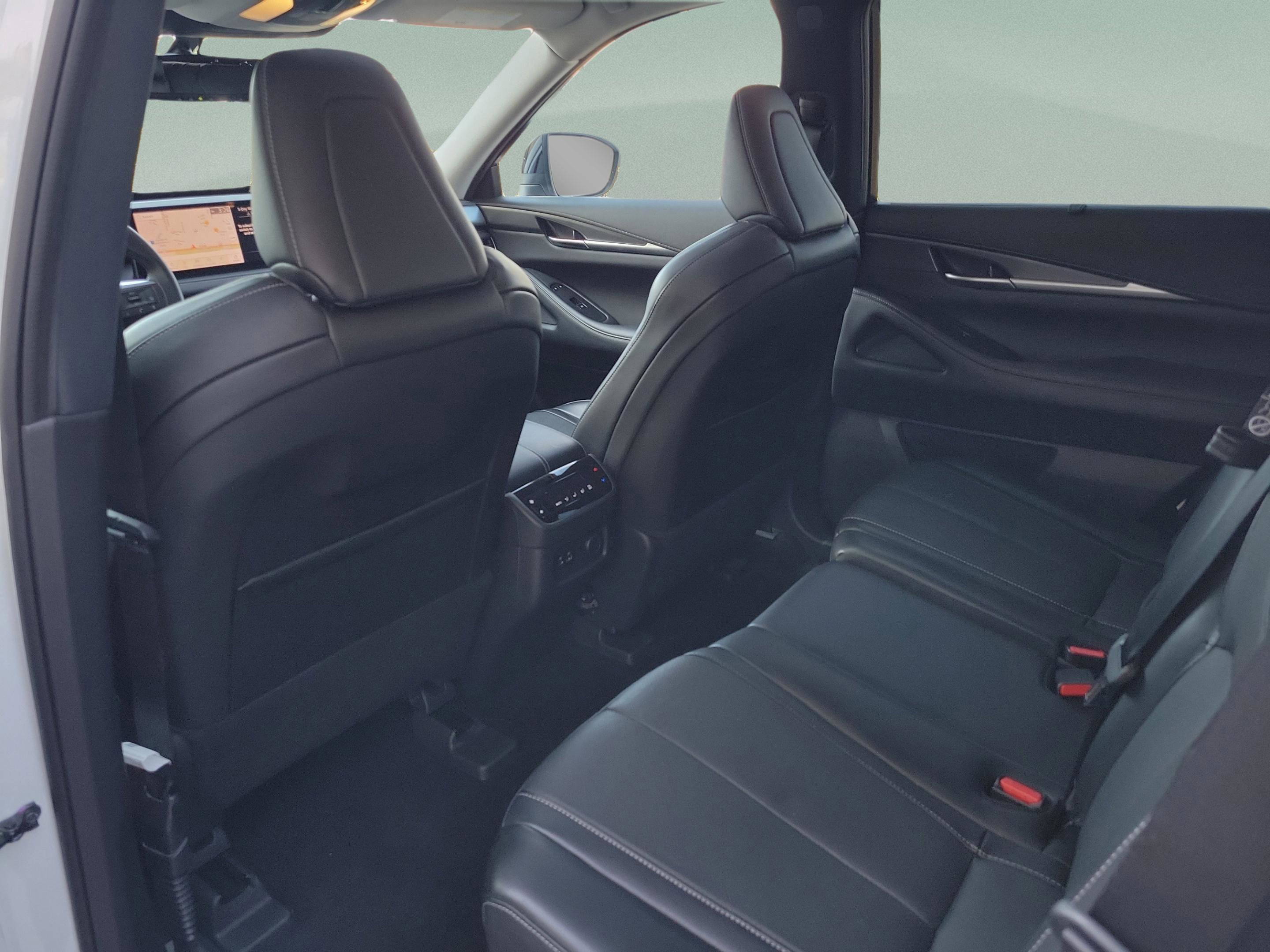 Used 2022 INFINITI QX60 Luxe w/ Cargo Package image 24