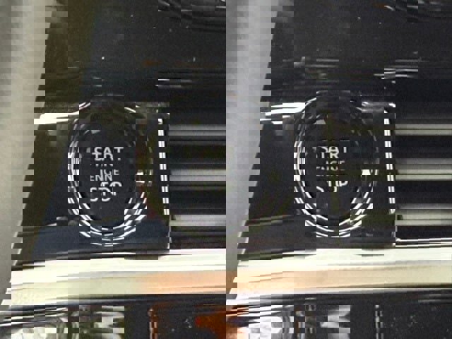 New 2025 Nissan Pathfinder SL w/ Black Appearance Package image 33