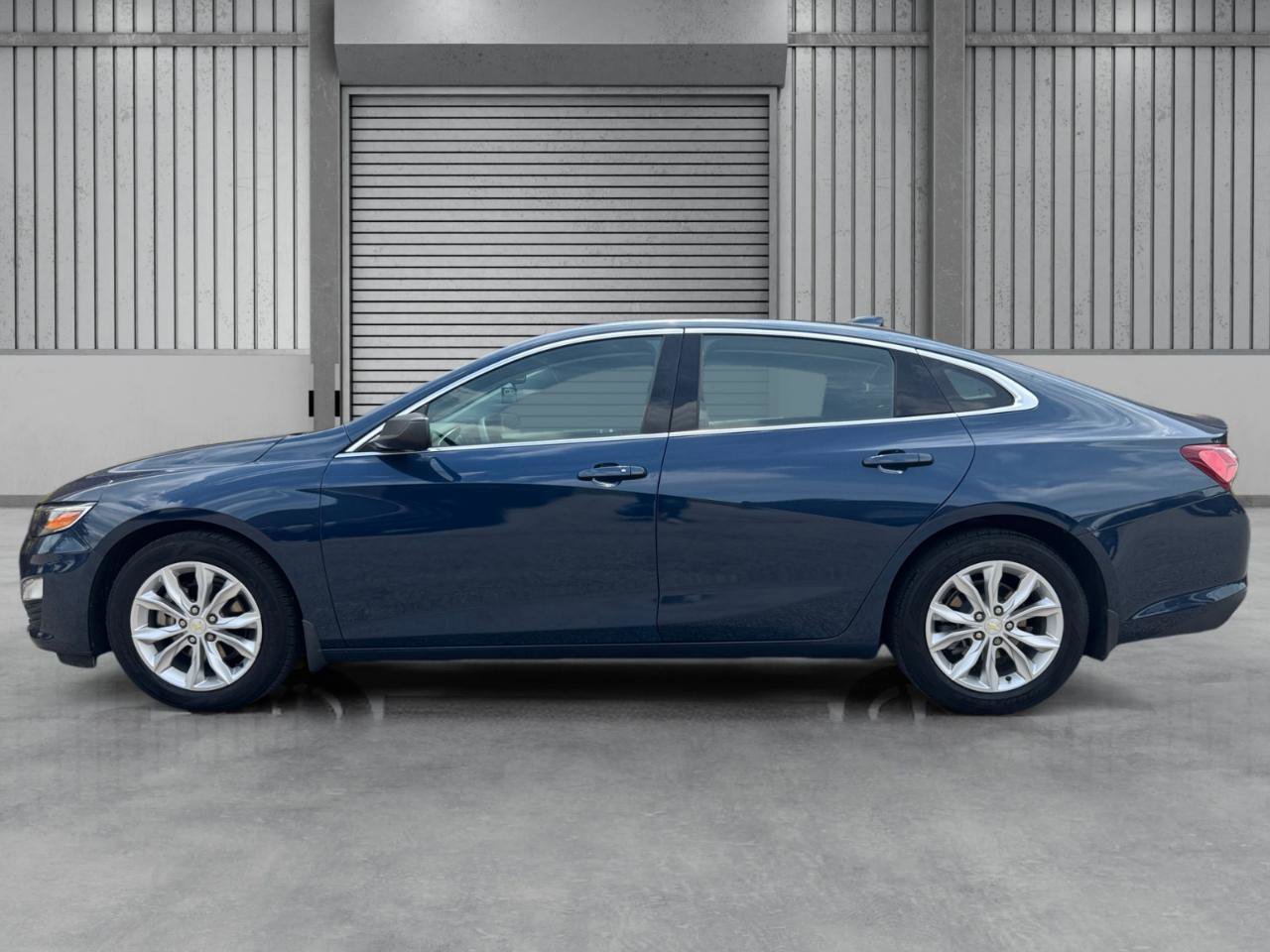 Used 2020 Chevrolet Malibu LT FWD image 29
