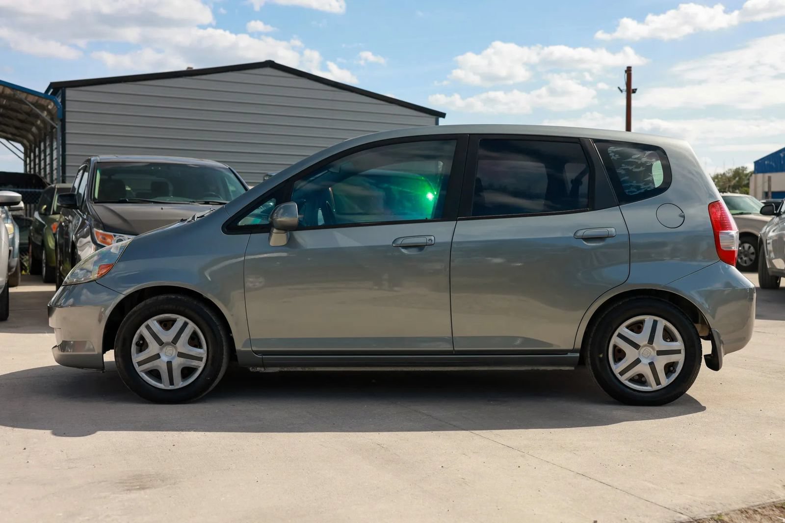 Used 2008 Honda Fit image 3