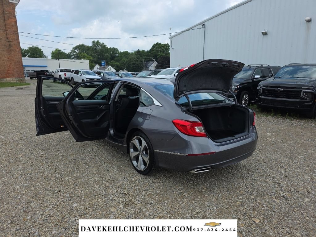Used 2018 Honda Accord Touring image 31
