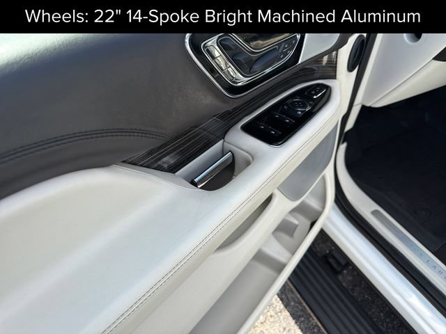 Used 2023 Lincoln Navigator Black Label AWD/4WD image 14