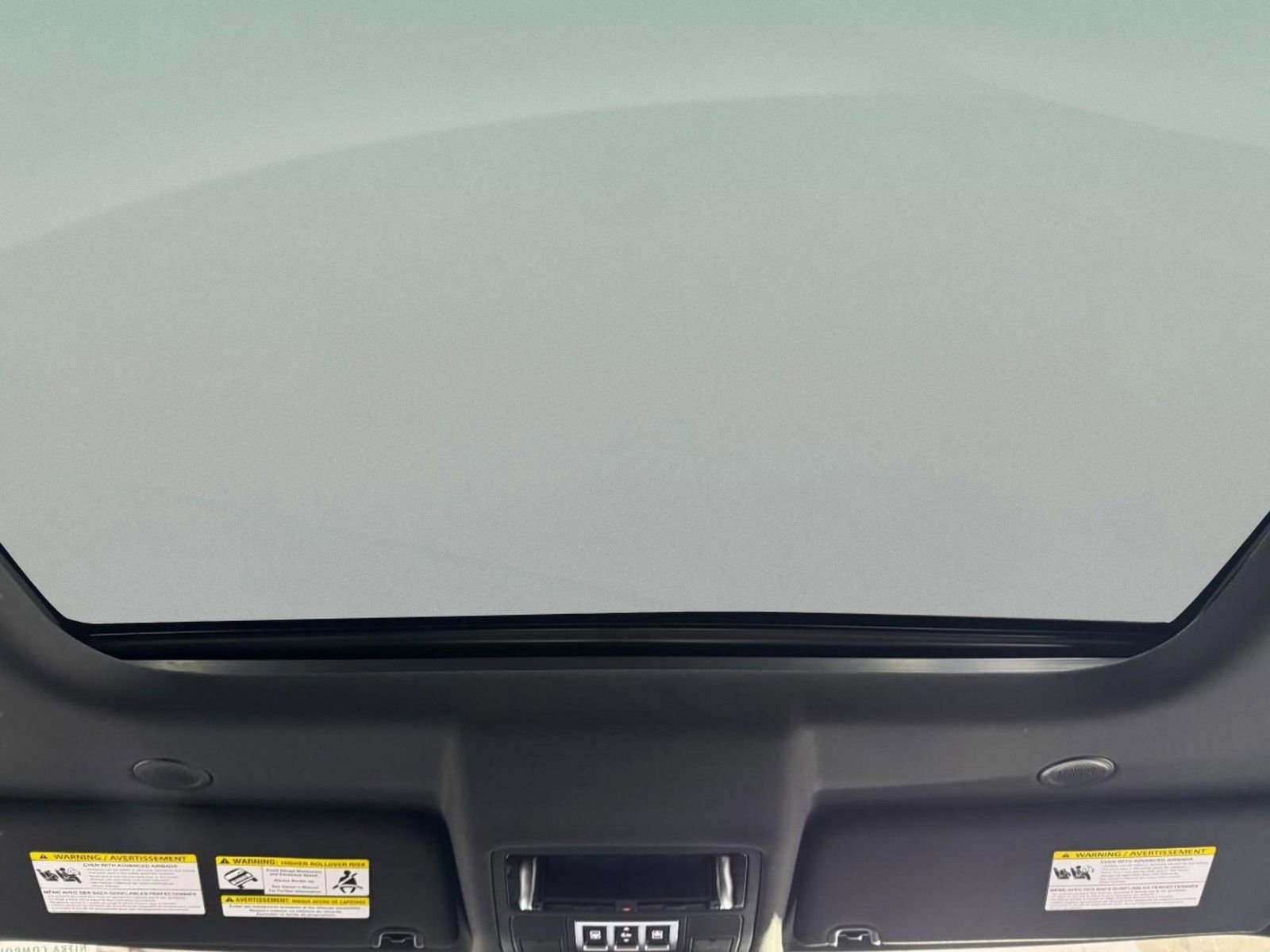 New 2026 Land Rover Discovery Dynamic SE image 11