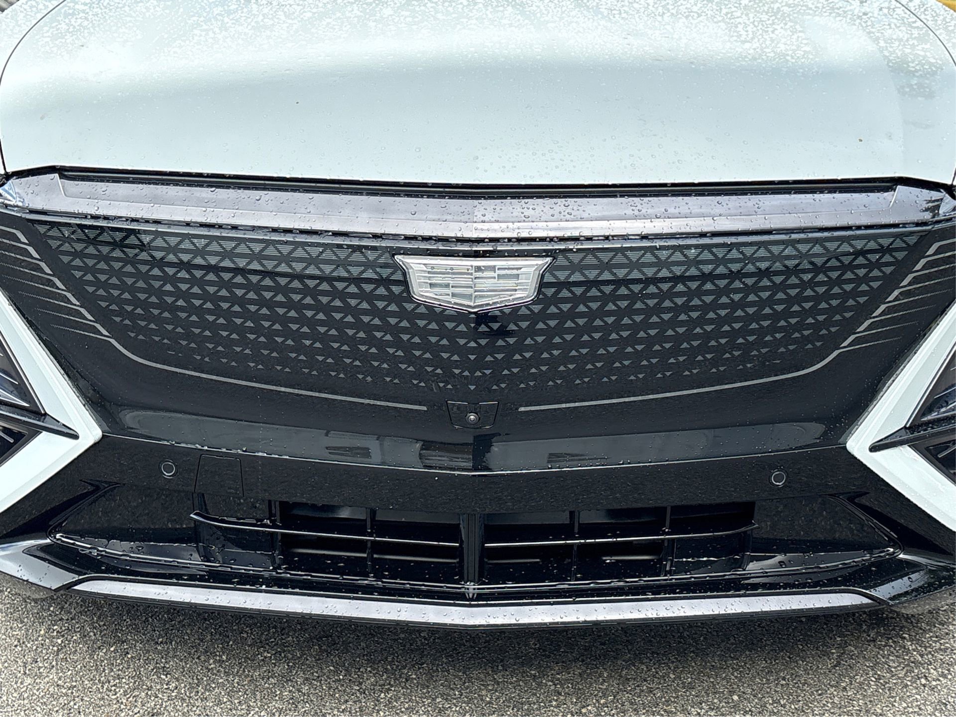 New 2026 Cadillac Lyriq Sport w/ LPO, ONYX Package RWD image 12