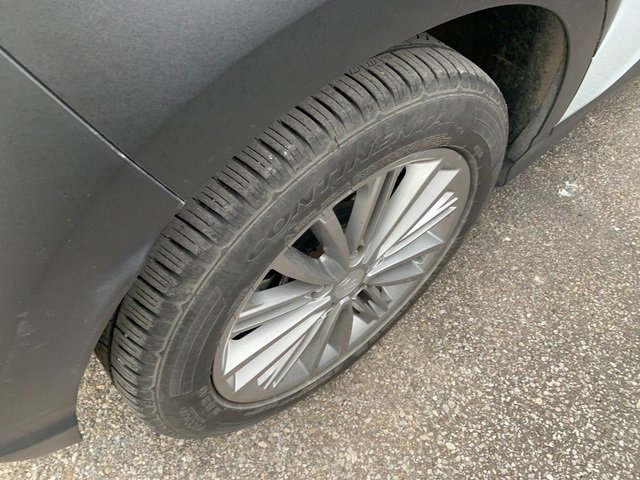 Used 2018 Hyundai Kona SEL image 5